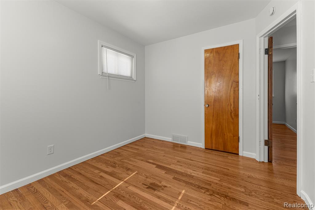 4142 Gertrude Street, Dearborn Heights, MI 48125 — Photo 25