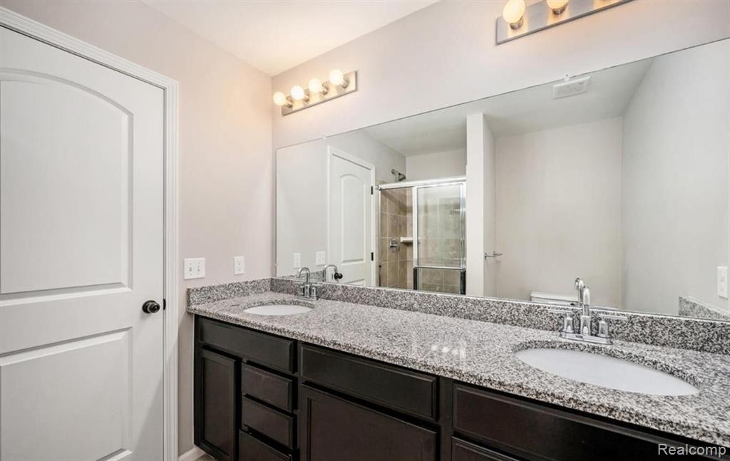 3247 Chambers W, Wixom, MI 48393 — Photo 11