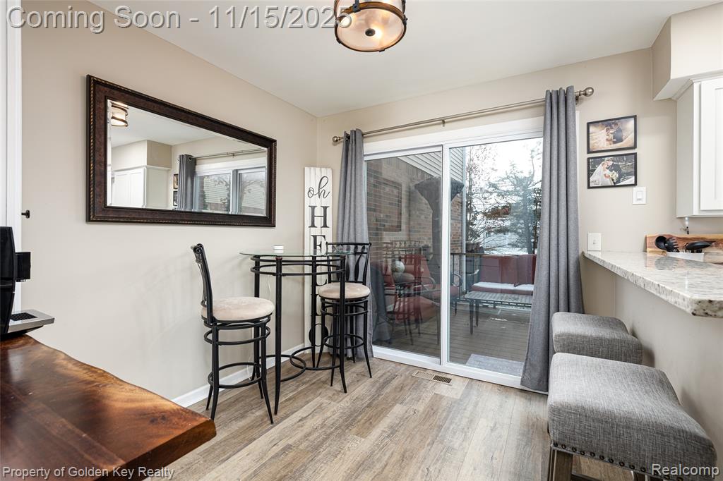 363 Hampton Court, South Lyon, MI 48178 — Photo 7