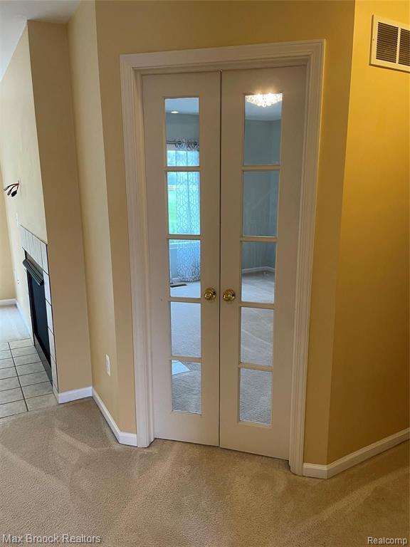 754 SANDALWOOD Drive, Troy, MI 48085 — Photo 16