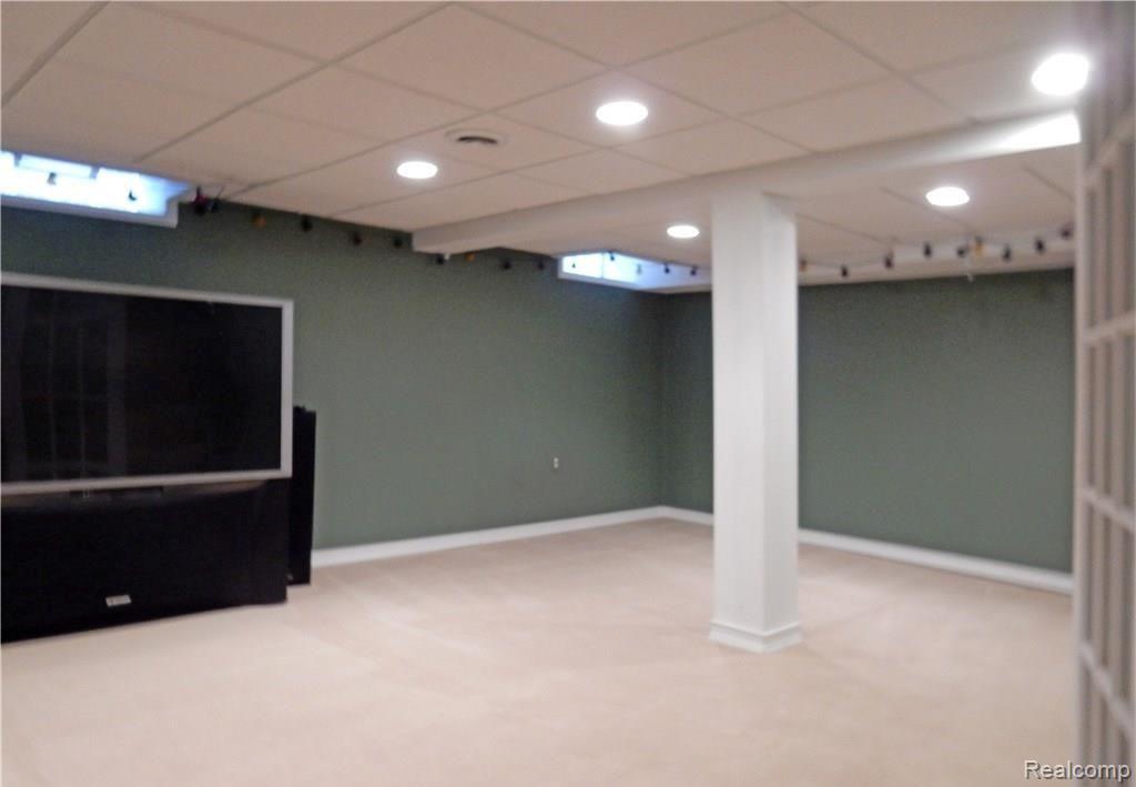 9828 Rose Street, Taylor, MI 48180 — Photo 10