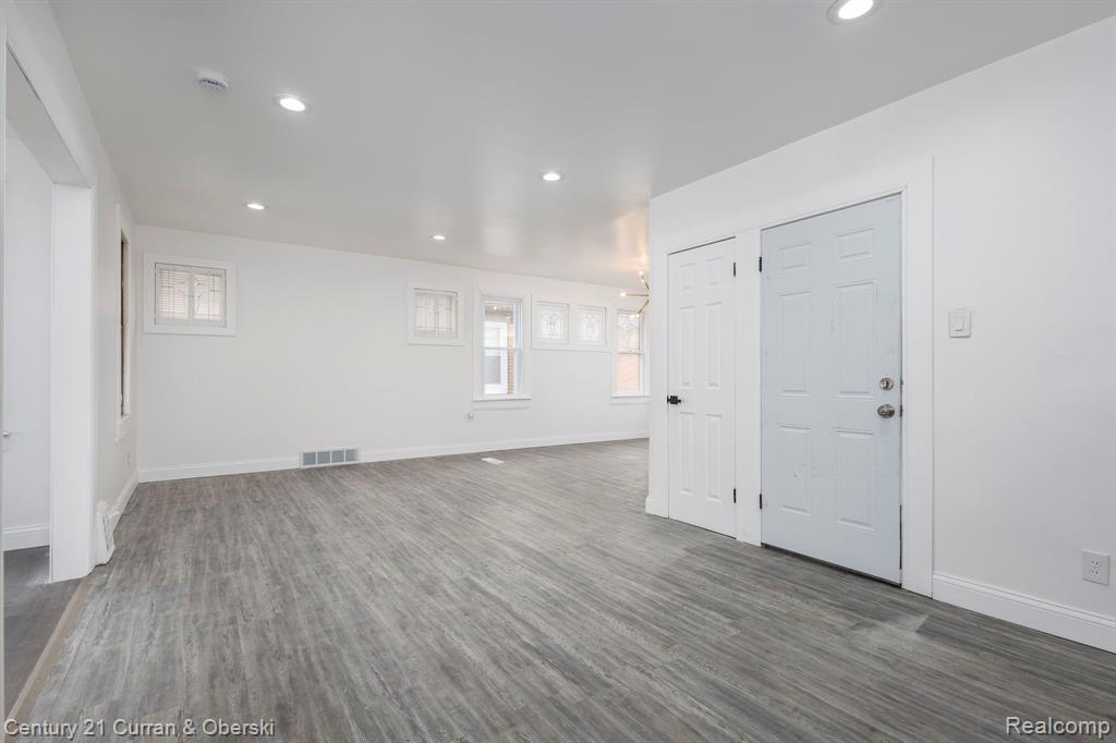 12468-70 Mendota Street, Detroit, MI 48204 — Photo 2