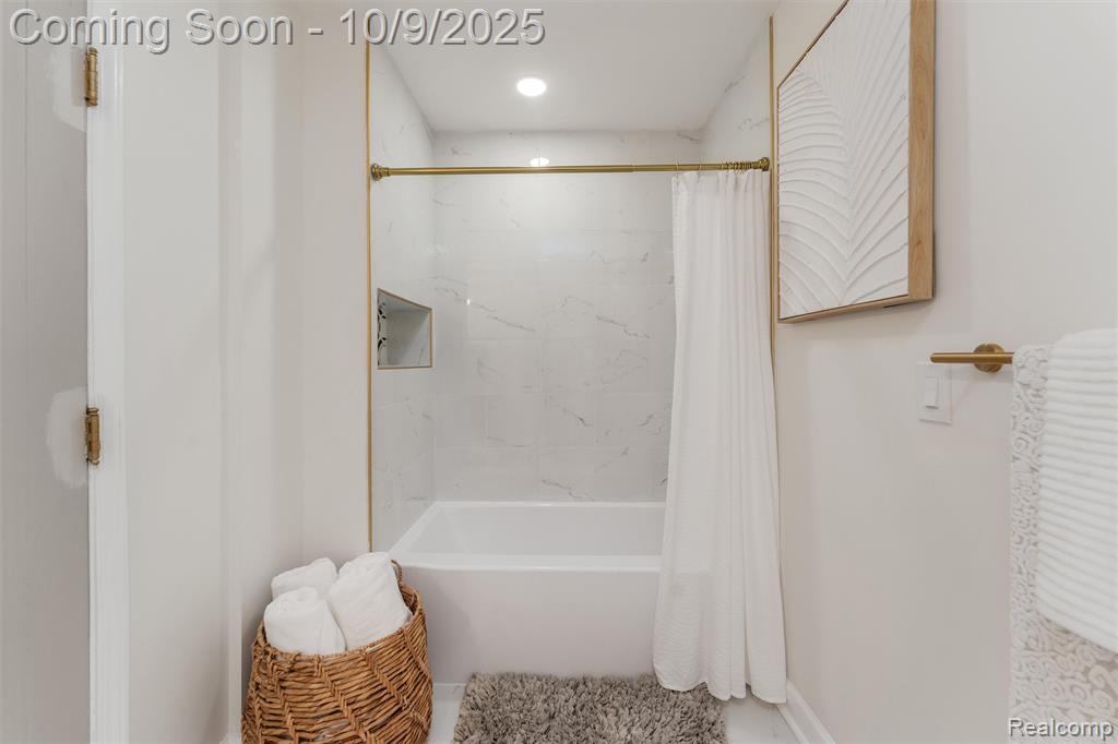 18082 Wildemere Street, Detroit, MI 48221 — Photo 25