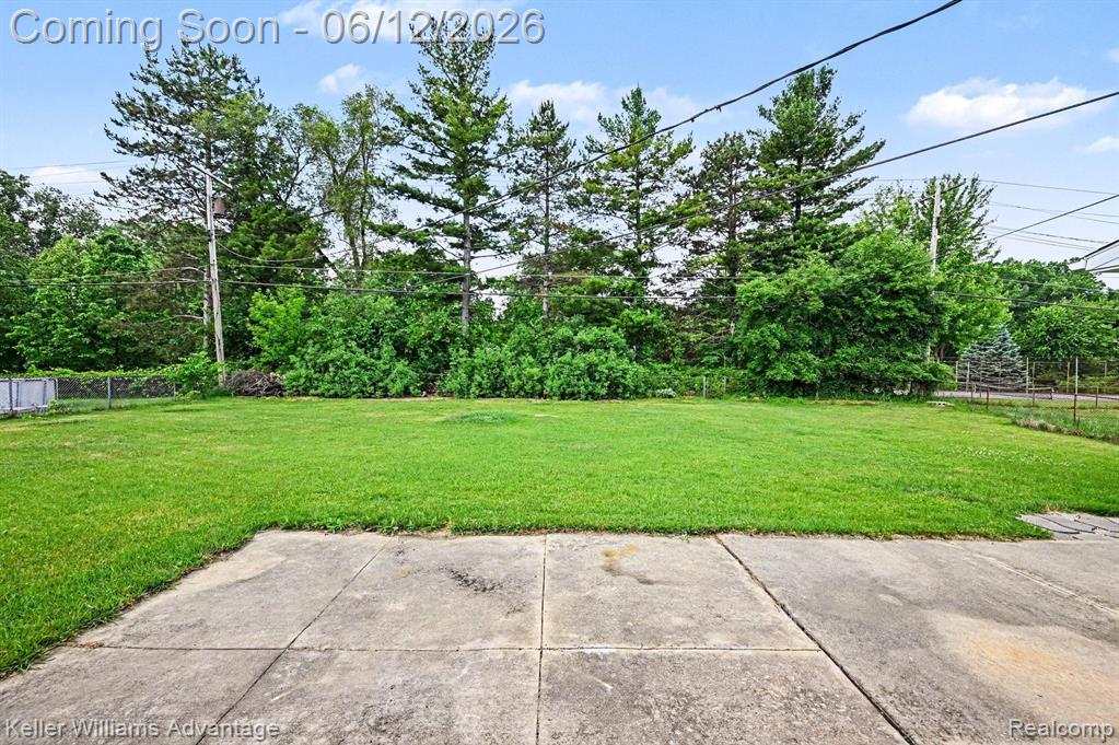 1669 Ashstan Drive, Walled Lake, MI 48390 — Photo 31