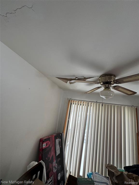 5705 Lake Grove Drive, White Lake, MI 48383 — Photo 17