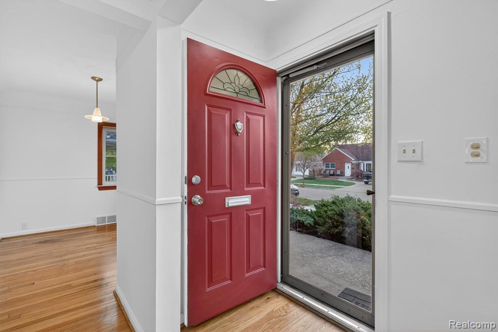 9006 Quandt Avenue, Allen Park, MI 48101 — Photo 7