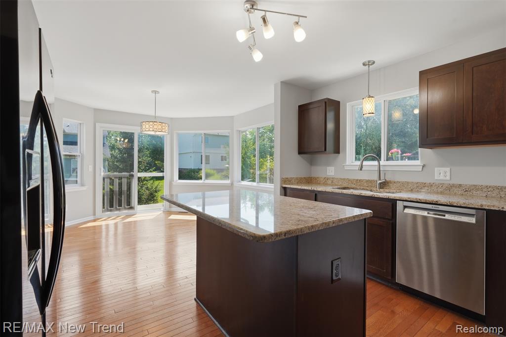 7301 VILLAGE PARK Drive, Independence, MI — Photo 23