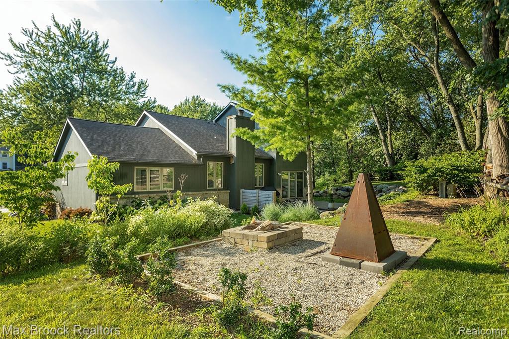 3685 Sunset Boulevard, Orchard Lake Village, MI 48324 — Photo 50