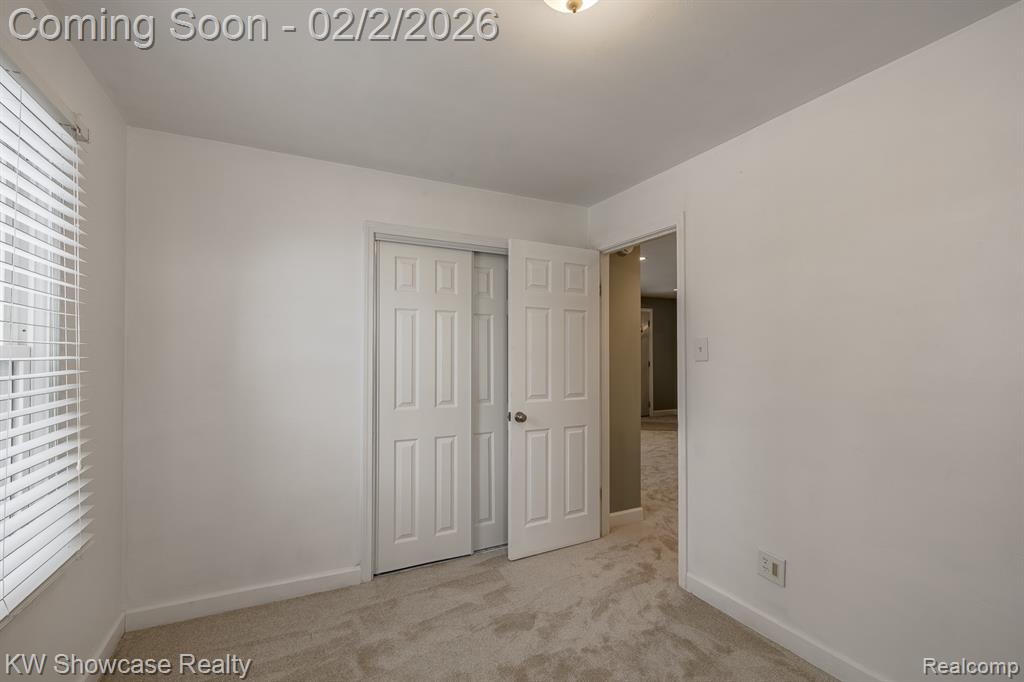 2161 E Euna, Wixom, MI 48393 — Photo 20