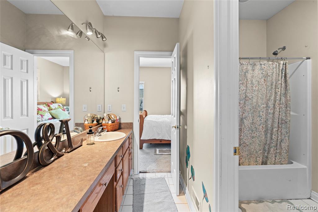 9057 Copper Ridge Drive, Davison, MI 48423 — Photo 23