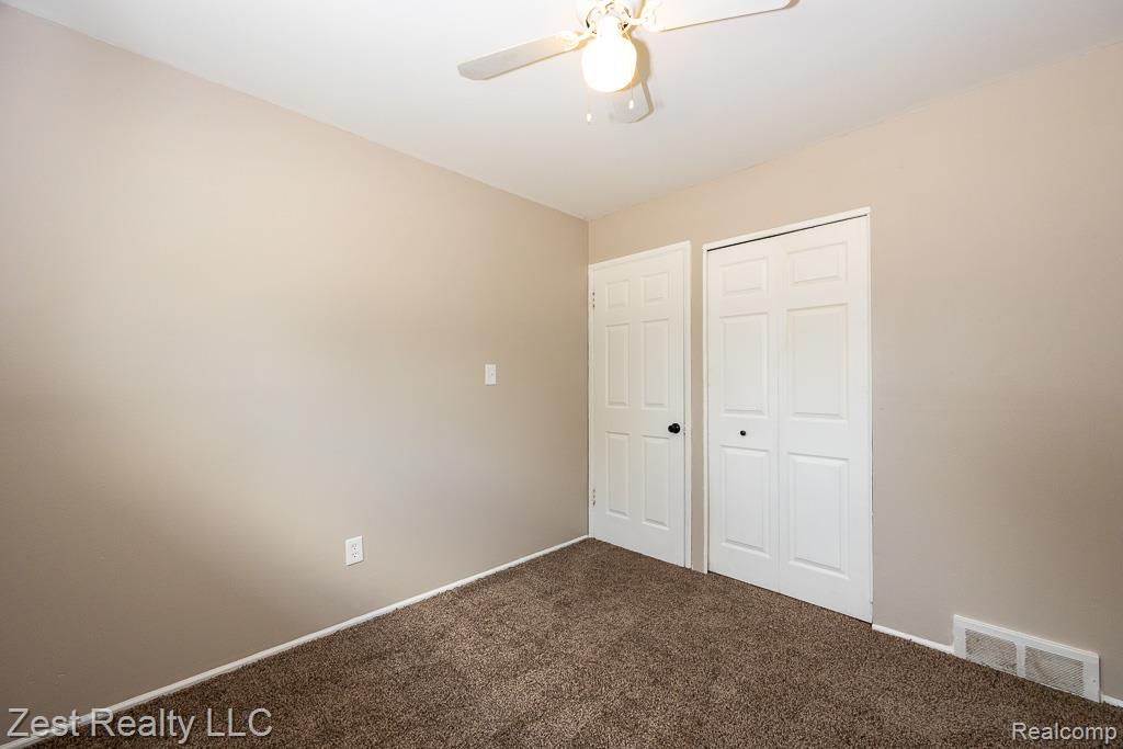 21040 Woodside Avenue, Ferndale, MI 48220 — Photo 15