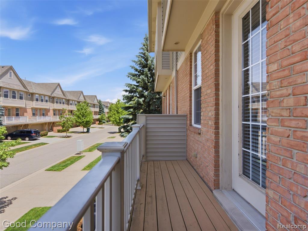 56612 Sunset Drive, Utica, MI 48316 — Photo 14