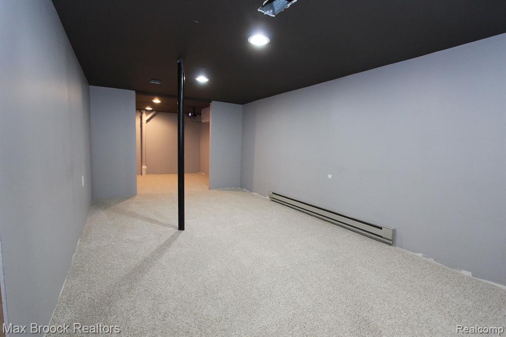 6620 RIDGEFIELD Circle, 204, West Bloomfield, MI — Photo 18