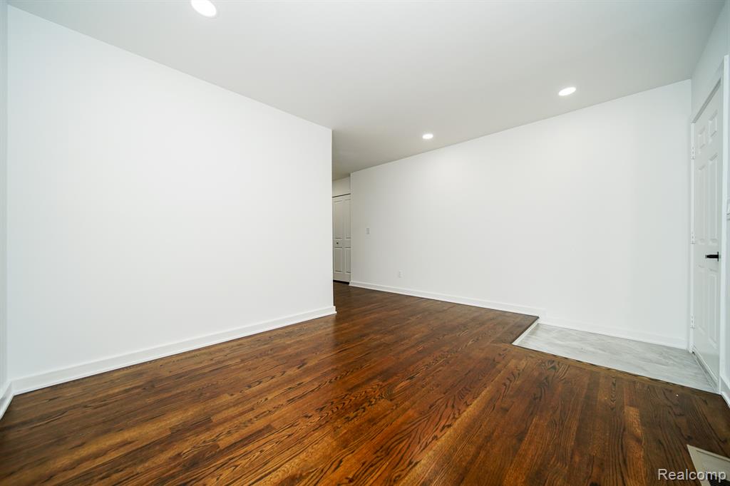 7382 Irongate Road, Canton, MI 48187 — Photo 11