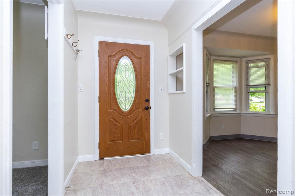 33627 Bock Street, Garden City, MI — Photo 6
