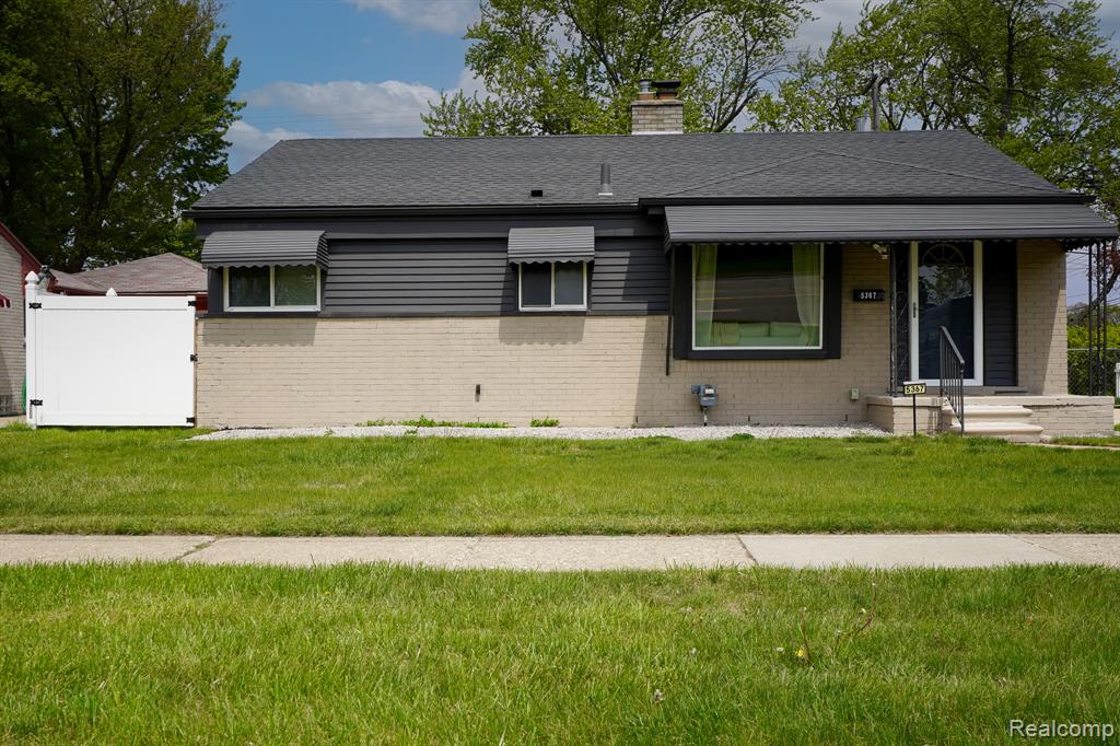 5367 E 13 Mile Road, Warren, MI 48092 — Photo 2
