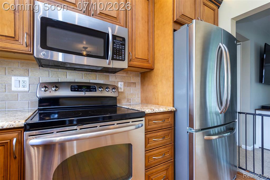 9807 Fairbanks Street, Belleville, MI 48111 — Photo 14