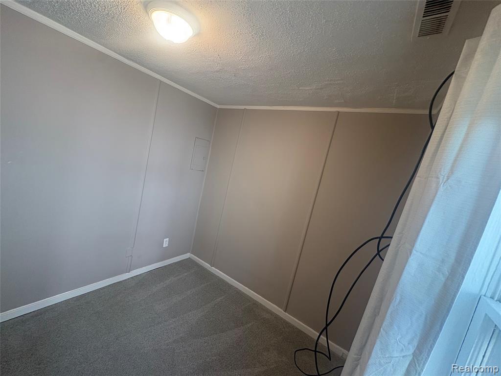 8278 Jackson Avenue, Warren, MI 48089 — Photo 9