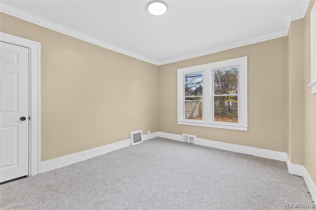 13558 Pinehurst Street, Detroit, MI 48238 — Photo 17