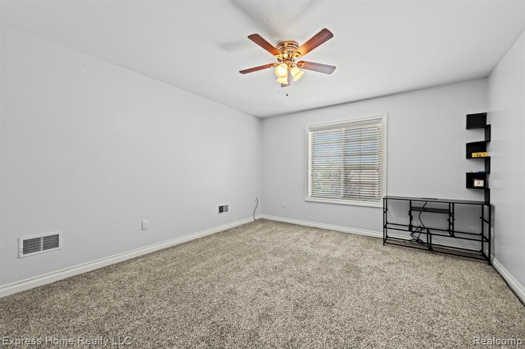 56713 Peach Tree Lane, Macomb, MI 48042 — Photo 29