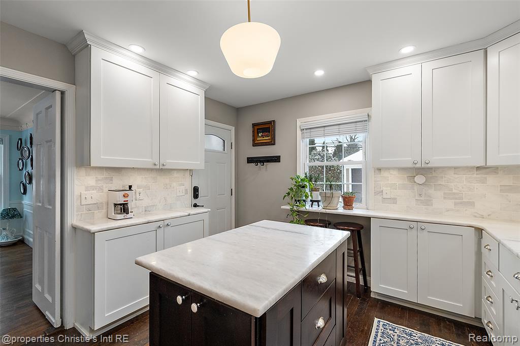 446 McKinley Avenue, Grosse Pointe Farms, MI 48236 — Photo 18