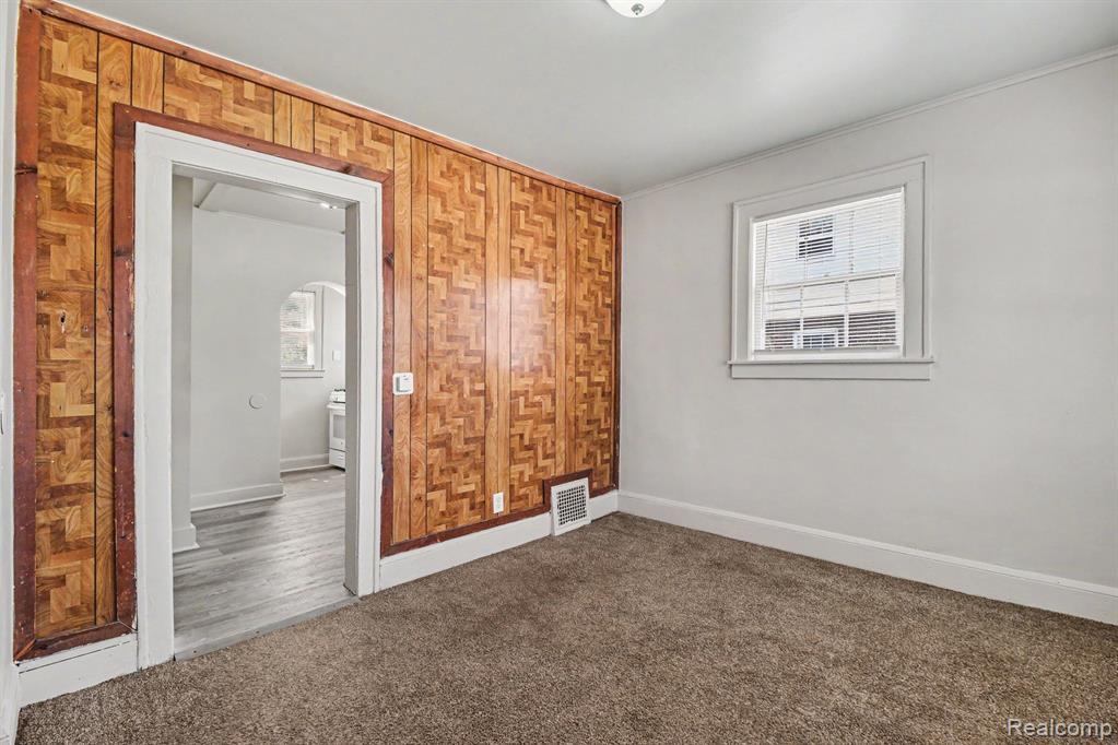 680 N Perry Street, Pontiac, MI 48342 — Photo 7