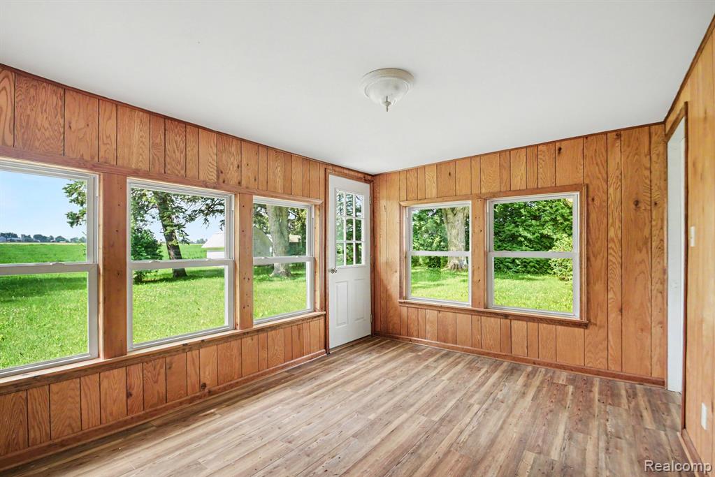 7275 Kraft Street, Pigeon Vlg, MI — Photo 12