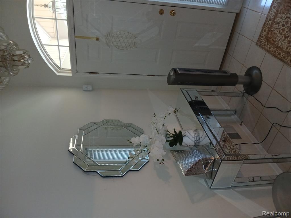 8086 Pickering Pl Place, Westland, MI — Photo 30