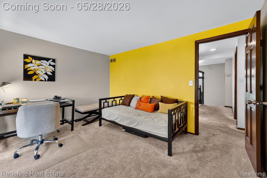 4296 Barcroft Way, West Bloomfield, MI 48323 — Photo 32