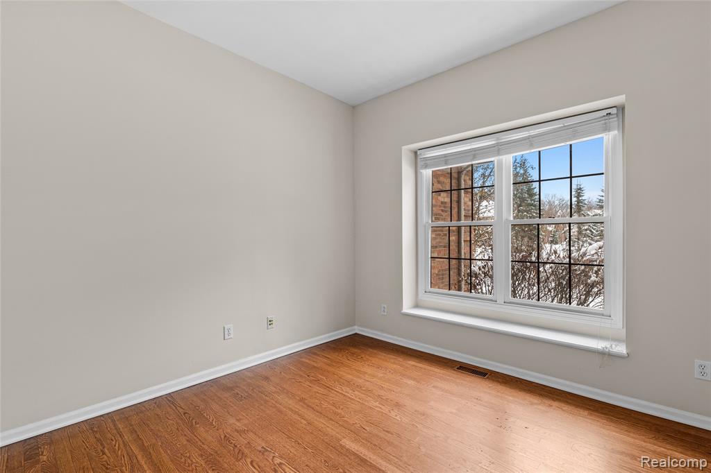 3904 KAELEAF Road, Lake Orion, MI — Photo 27