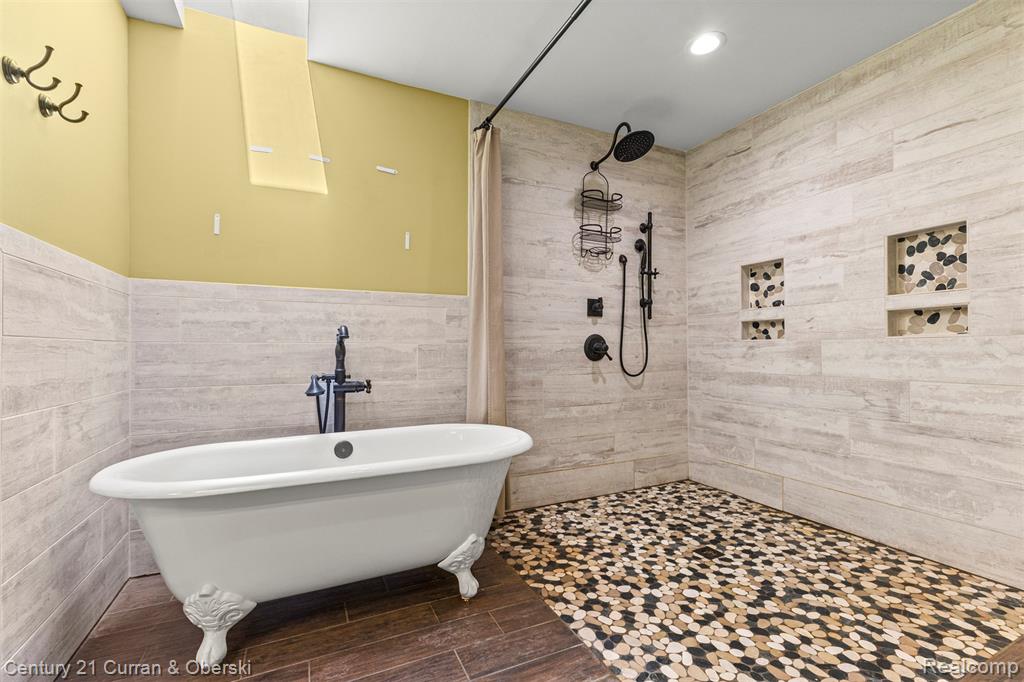 710 Saint Johns Blvd. Saint Johns Boulevard, Lincoln Park, MI 48146 — Photo 41
