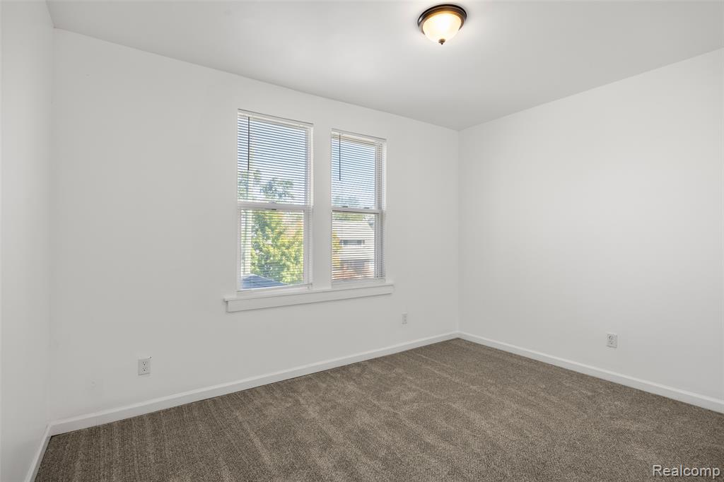737 Webb Street, Detroit, MI 48202 — Photo 22