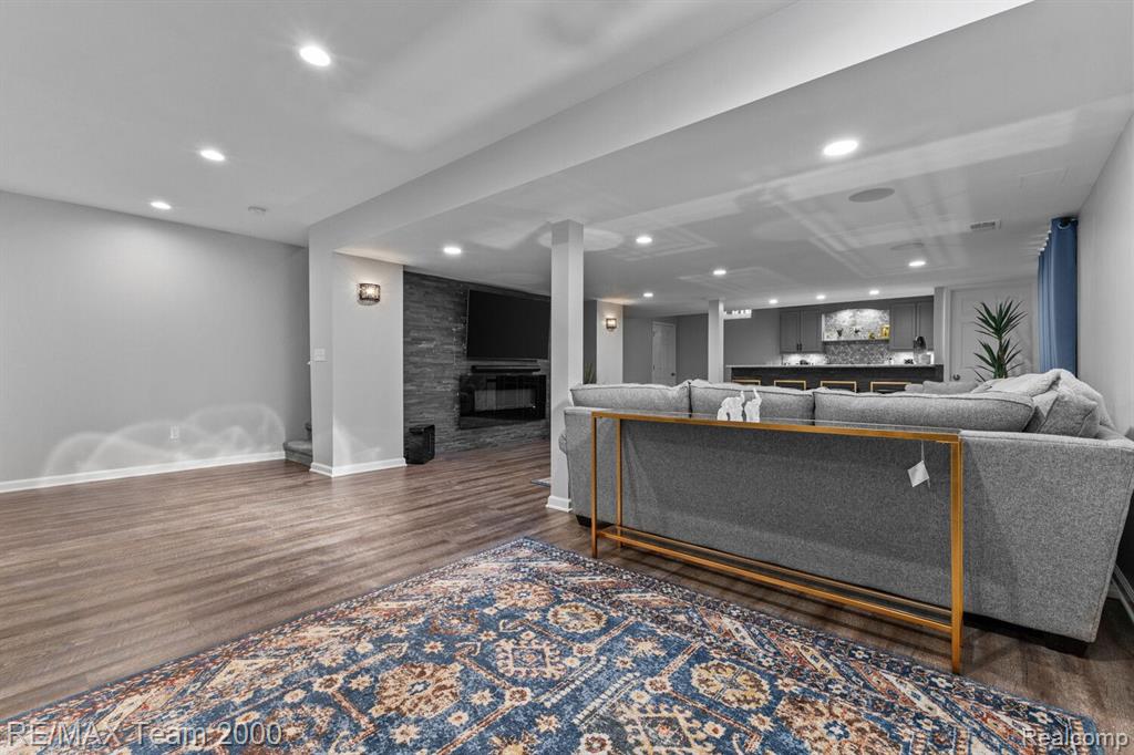 51139 GOLD RIDGE Lane, Canton, MI 48188 — Photo 32