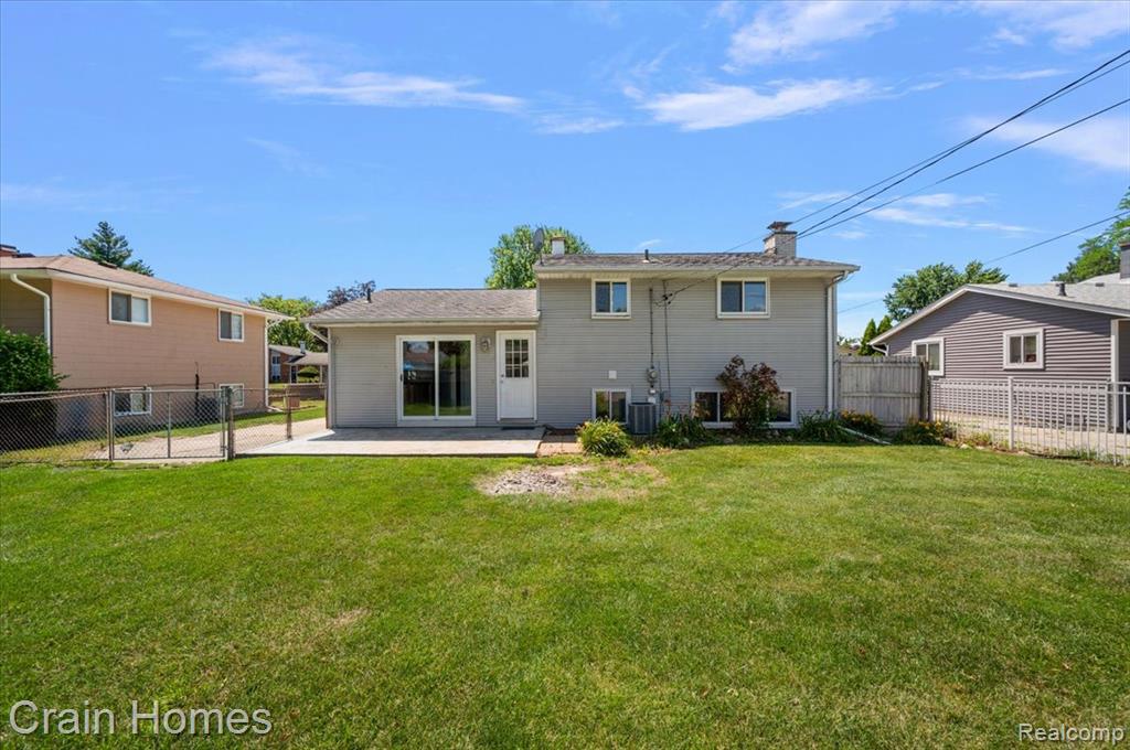 39648 Parklawn Drive, Sterling Heights, MI 48313 — Photo 5