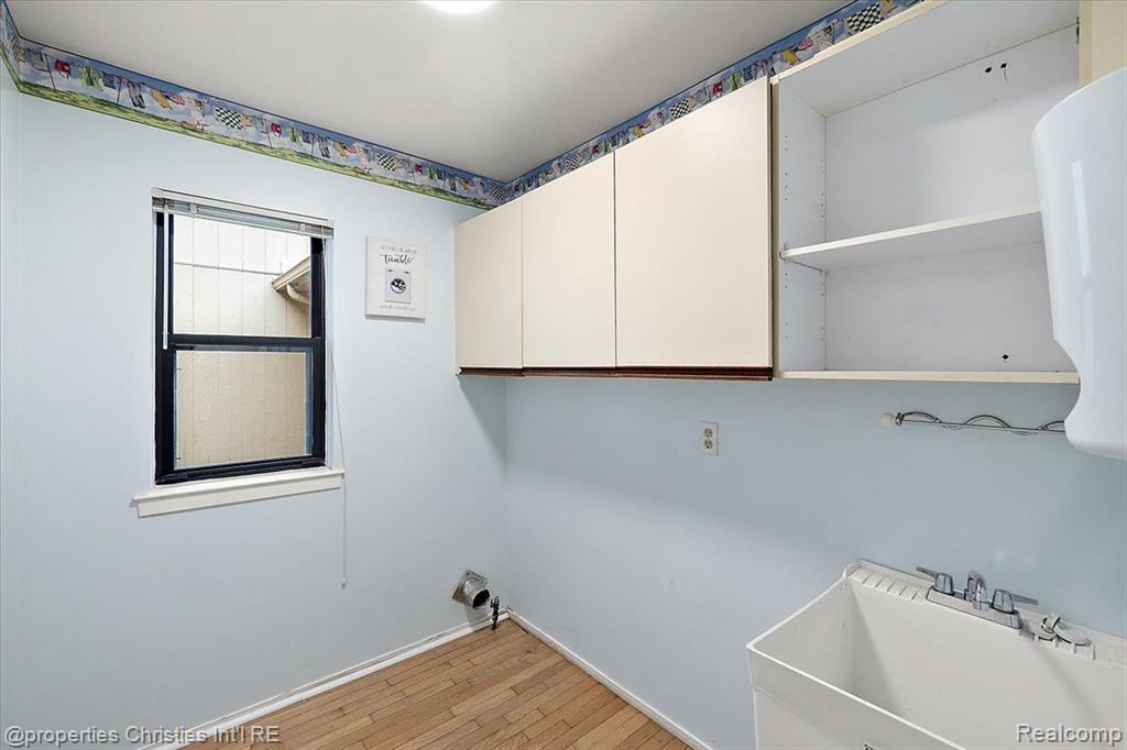1806 S Hill Boulevard, Bloomfield Hills, MI 48304 — Photo 19