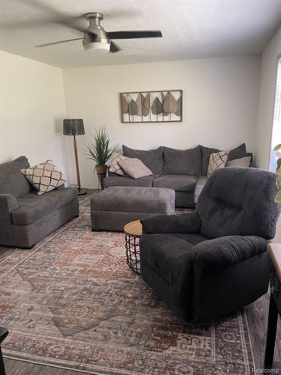 4537 Morgan Drive, Columbiaville, MI 48421 — Photo 10