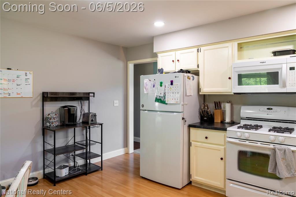 7191 Nicholson Road, Fowlerville, MI 48836 — Photo 8
