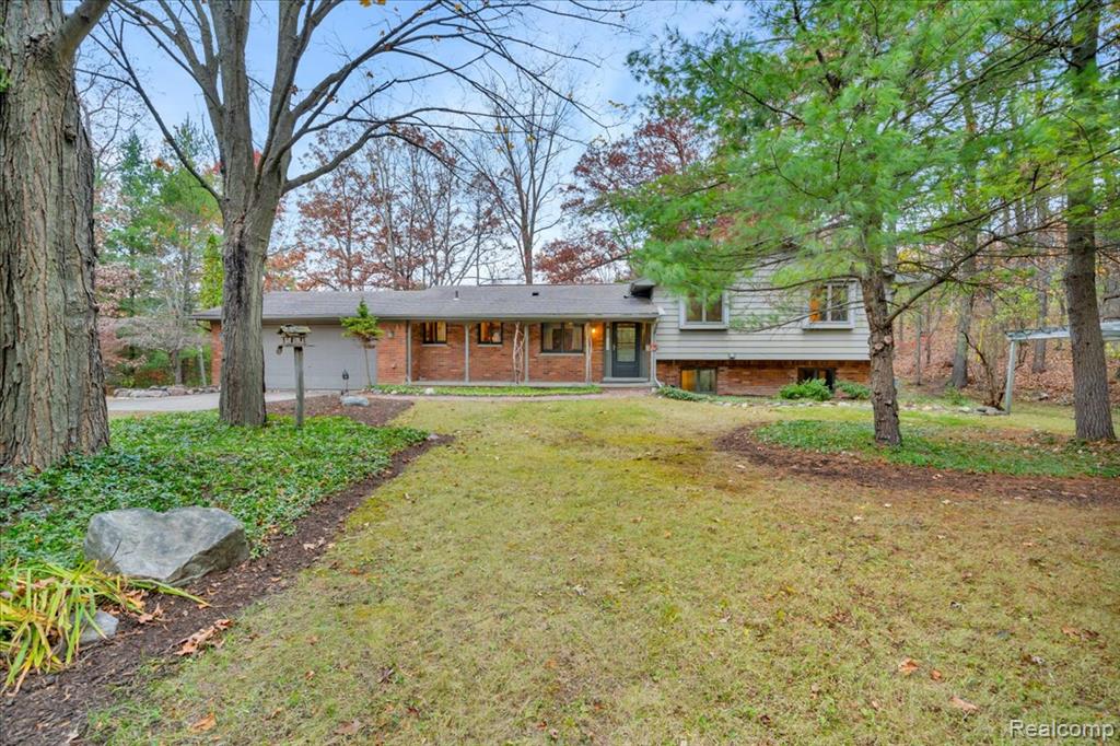 75 Ridgemont Road, Oxford, MI 48370 — Photo 2