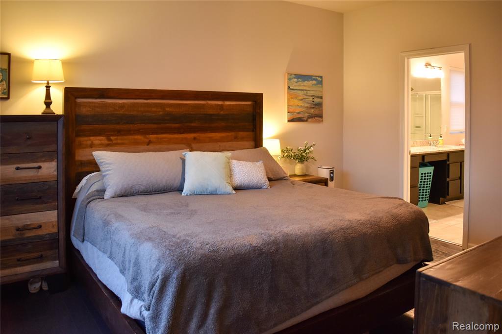 8211 Carston Lane, Brighton, MI 48116 — Photo 14