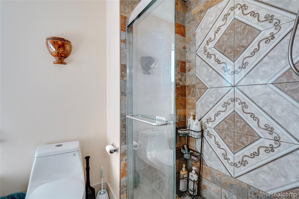 50233 Venice Court, Northville, MI — Photo 35