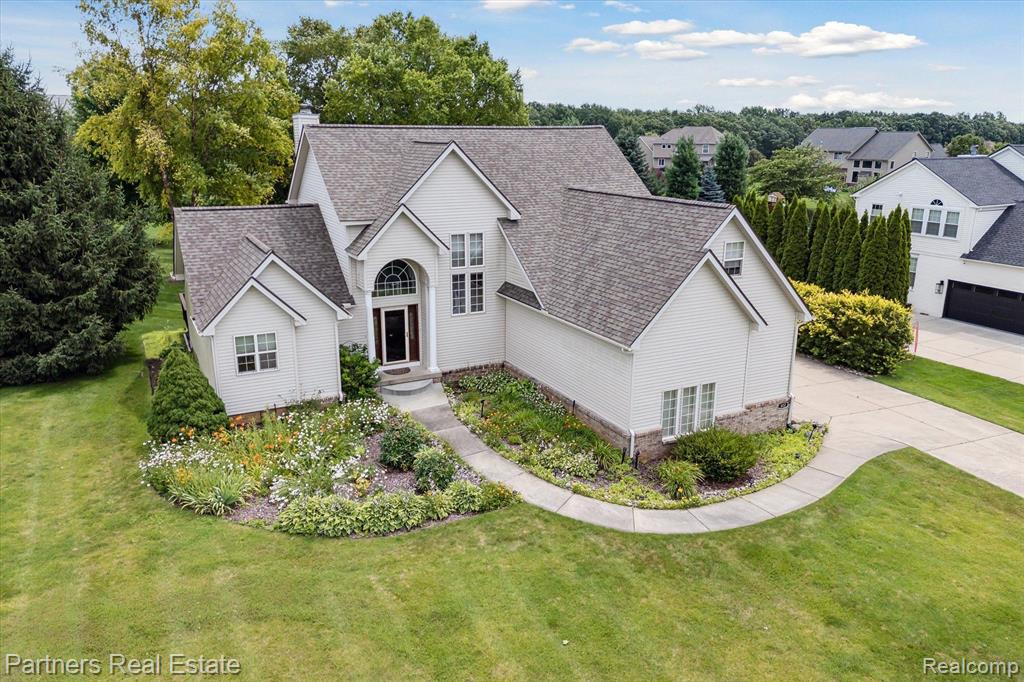 822 SADDLE CLUB Lane, Howell, MI 48843 — Photo 45