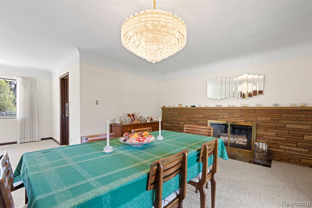 6248 LIVERNOIS Road, Troy, MI 48098 — Photo 12