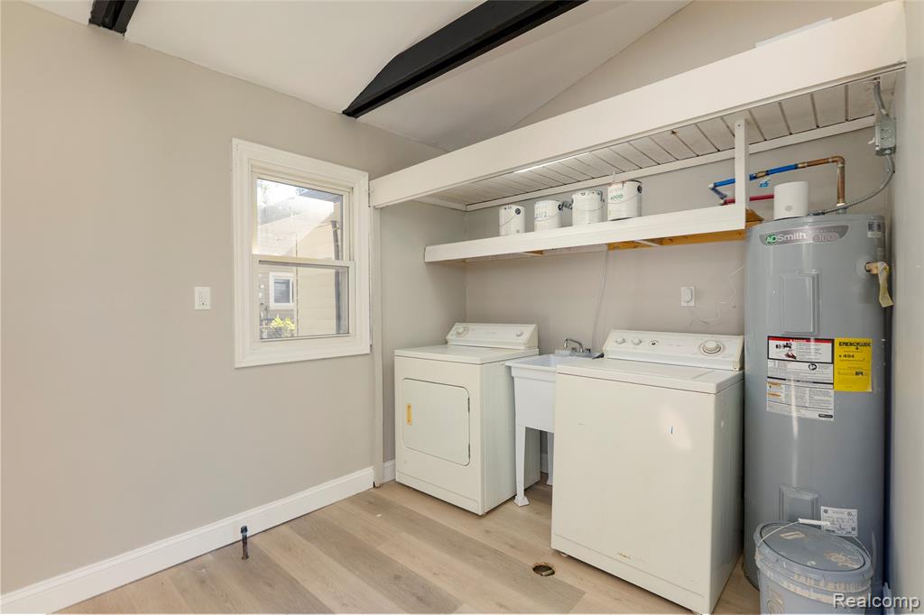 932 Mace Avenue, Madison Heights, MI 48071 — Photo 12