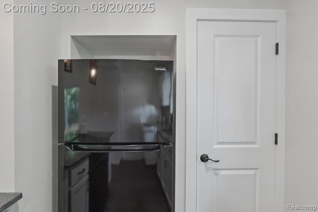 595 N. Perry Street, Pontiac, MI 48342 — Photo 16