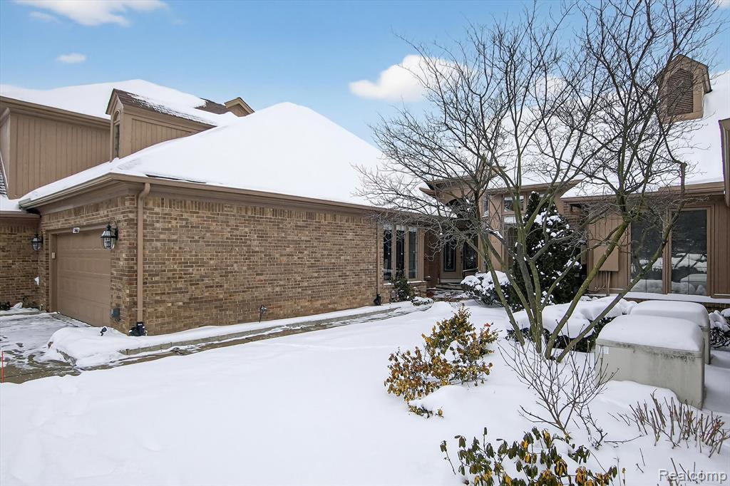 13660 Eaton Drive, Plymouth, MI 48170 — Photo 2