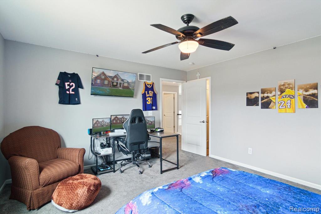 571 HUDSON Circle, South Lyon, MI 48178 — Photo 40