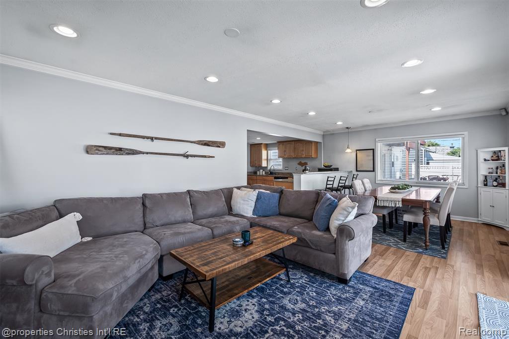 68 Highland Avenue, Clawson, MI — Photo 12