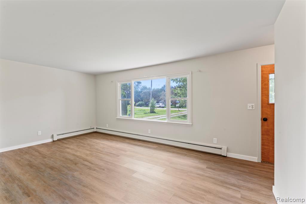 4089 Day Street, Burton, MI 48519 — Photo 17