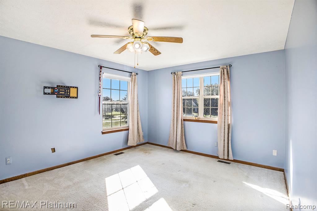 7819 Summer Breeze Trail, Howell, MI 48843 — Photo 8