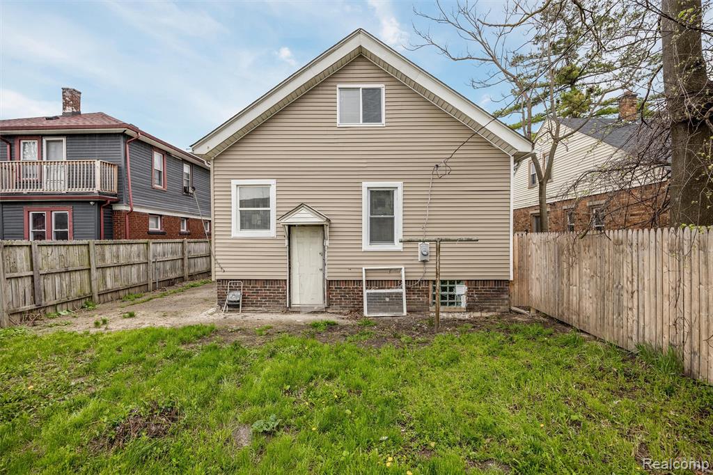 10320 Crocuslawn Street, Detroit, MI 48204 — Photo 20